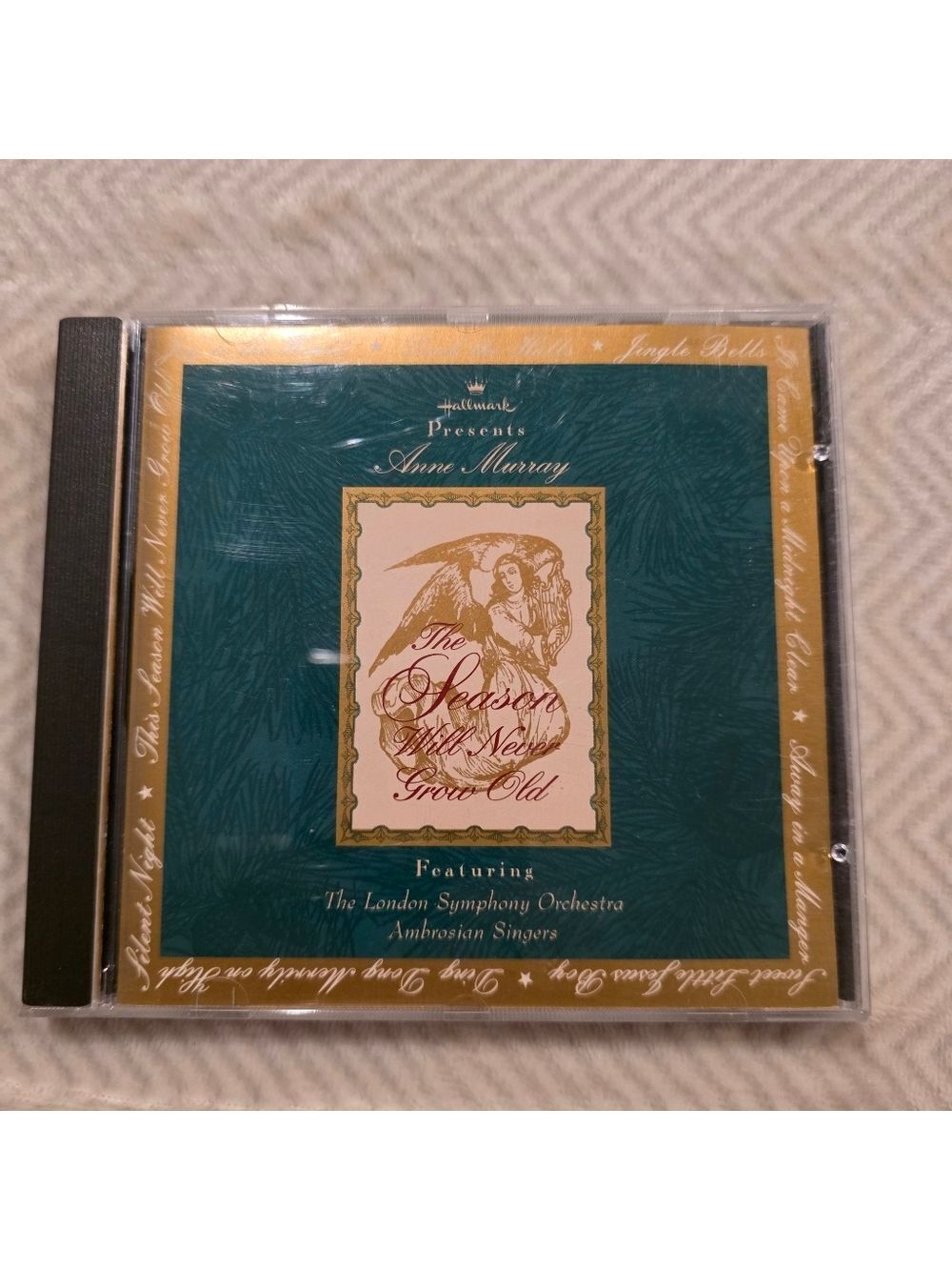 3 for $10 - Hallmark Presents Anne Murray The Season Will Never Grow Old CD